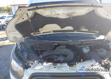 2017 Ford Transit-250 из США, поврежденный, VIN 1FTYR2CM3HKB34116